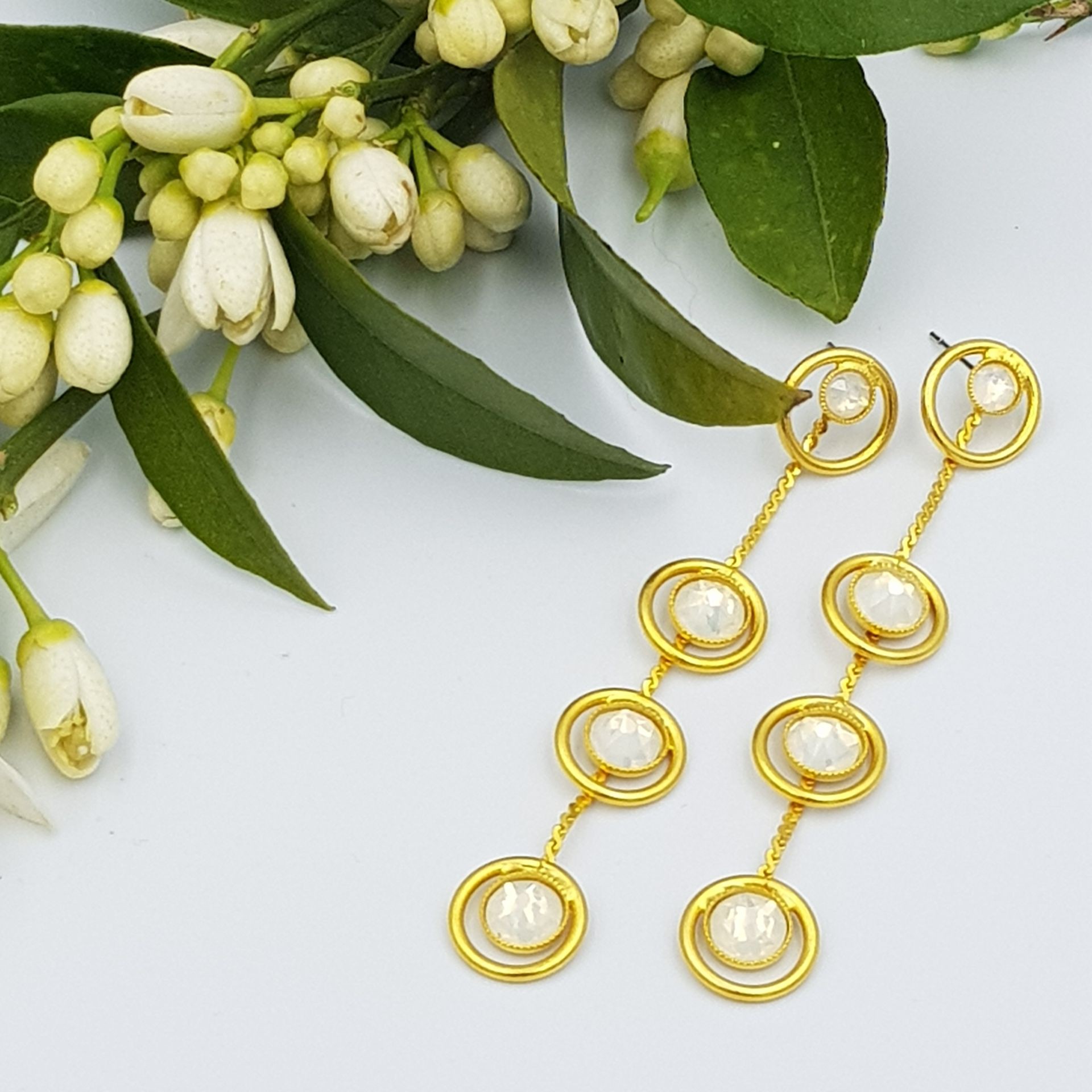 ΣΚΟΥΛΑΡΙΚΙΑ ΕΠΑΡΓΥΡΑ ΜΕ ΔΙΑΦΑΝΟ SWAROVSKI